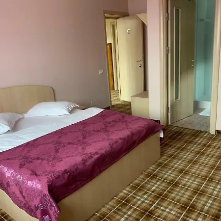 Vila Curcubeu Busteni